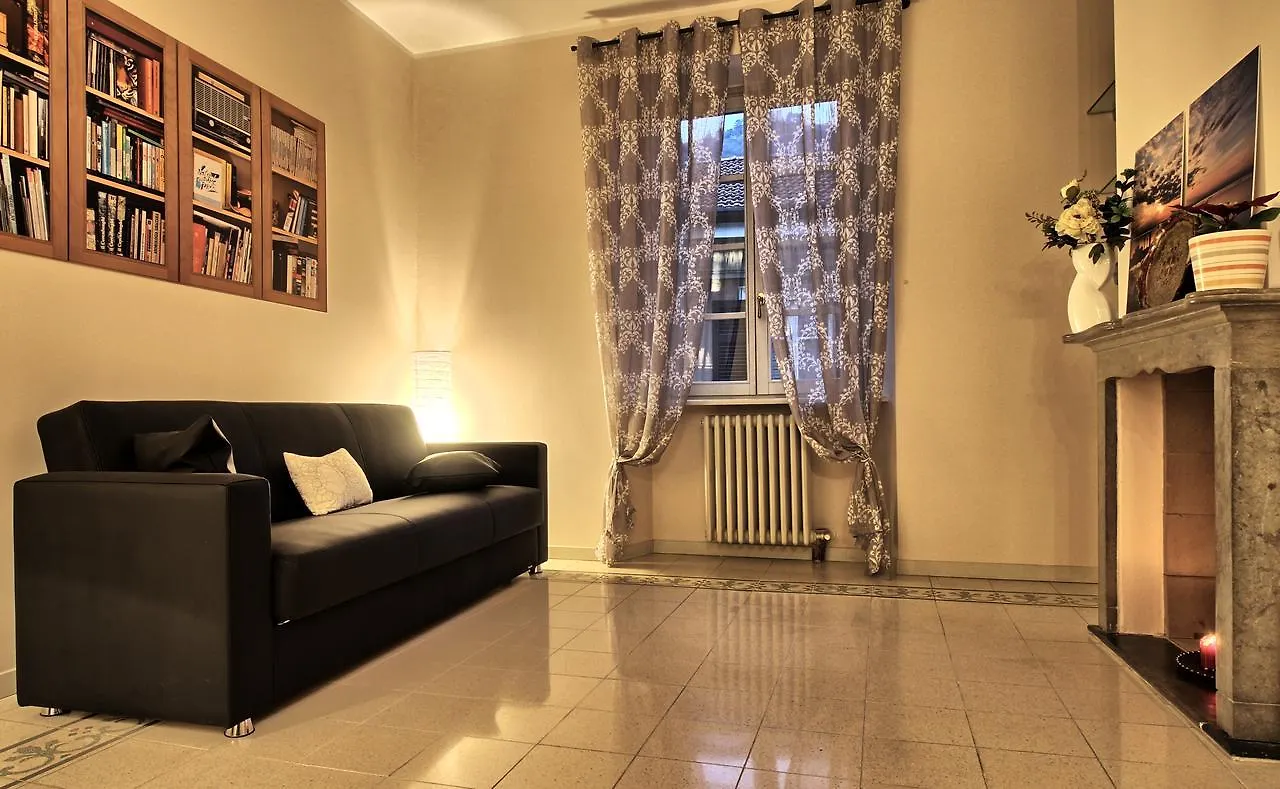Ancient Courtyard Bonanomi 2 Bedroom Apartment 코모 0*,