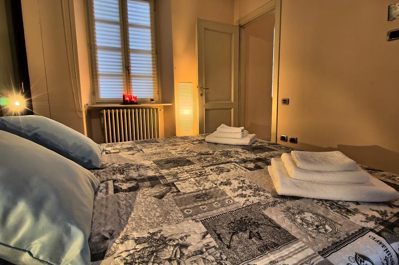 Ancient Courtyard Bonanomi 2 Bedroom Apartment 코모