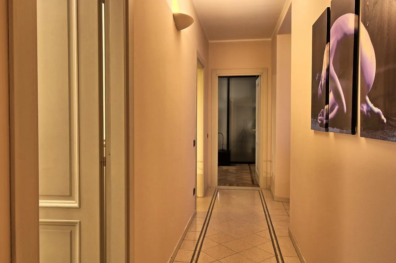 Ancient Courtyard Bonanomi 2 Bedroom Apartment 코모 이탈리아