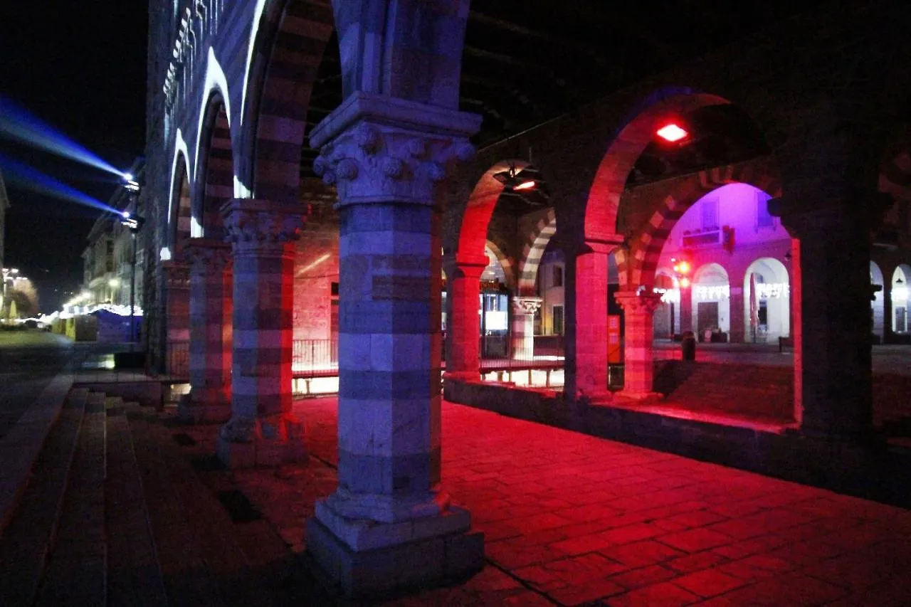 Ancient Courtyard Bonanomi 2 Bedroom Apartment 코모